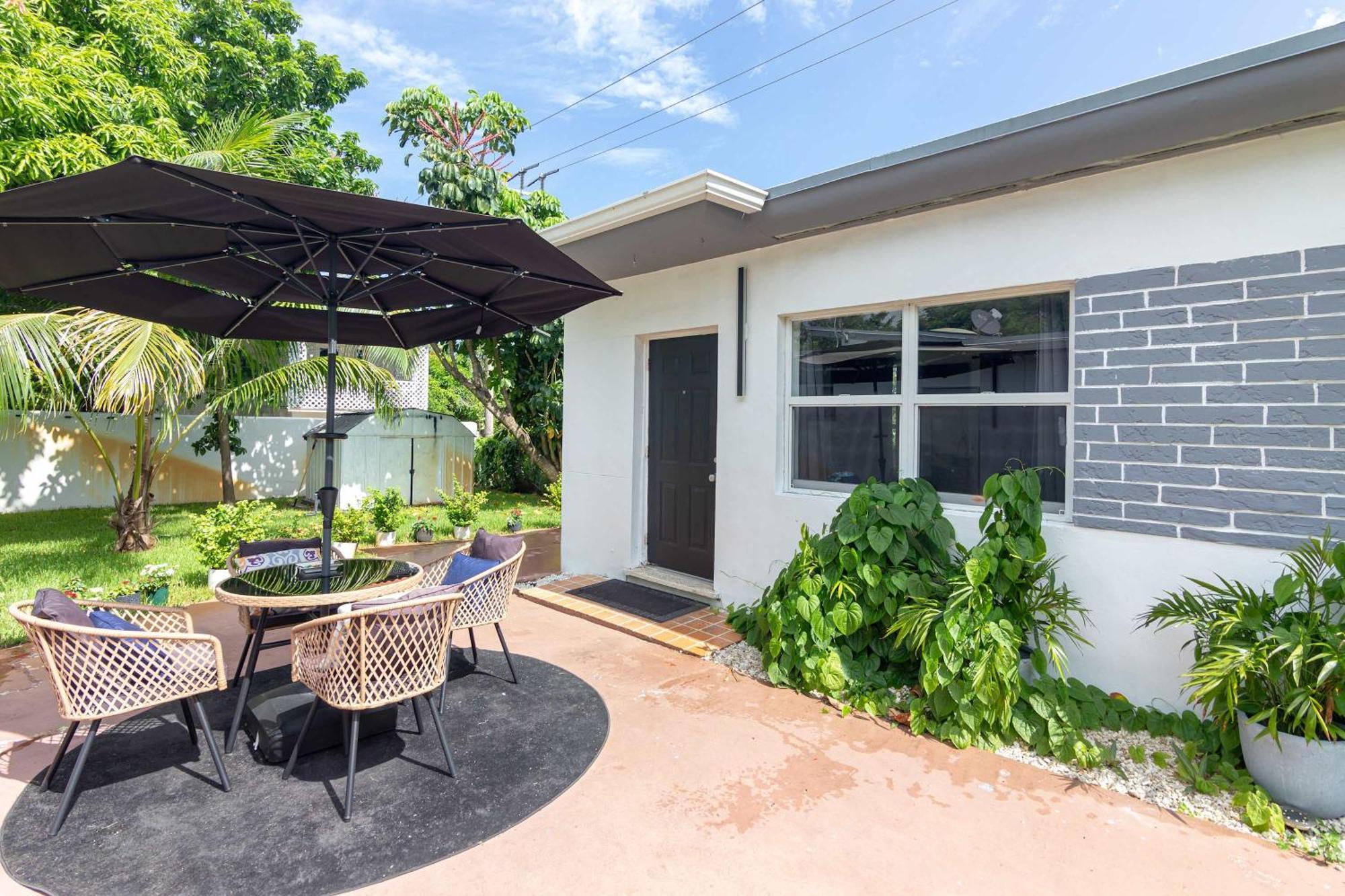 Serene Cottage Retreat, Ideal For Couples & Solo Miami Extérieur photo